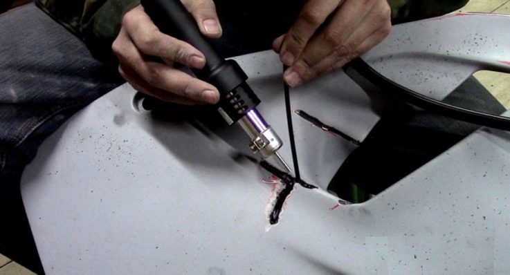 Ремонт пластиковых бамперов: 4 вида повреждений и 7 способов их устранения Ремонт пластиковых бамперов: 4 вида повреждений и 7 способов их устранения