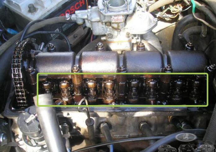 Болты регулировки клапанного зазора