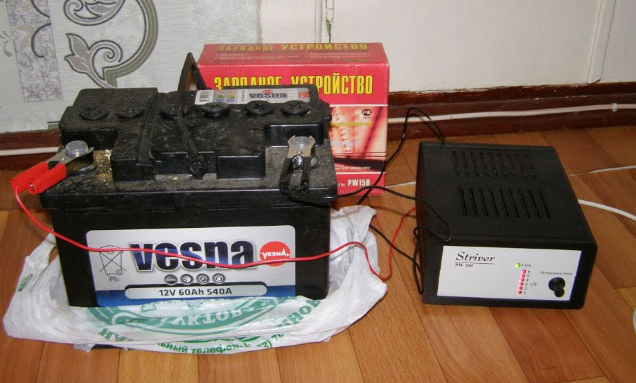 Зарядка автомобильного аккумулятора с помощью устройства