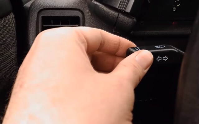 Включи свет