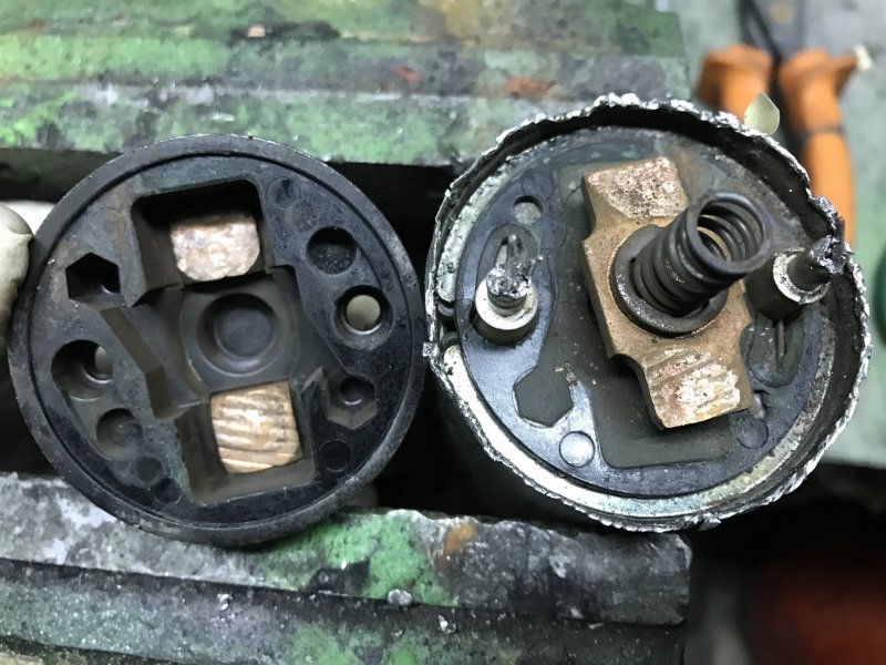 Что делать, если стартер щелкает, но двигатель не заводится